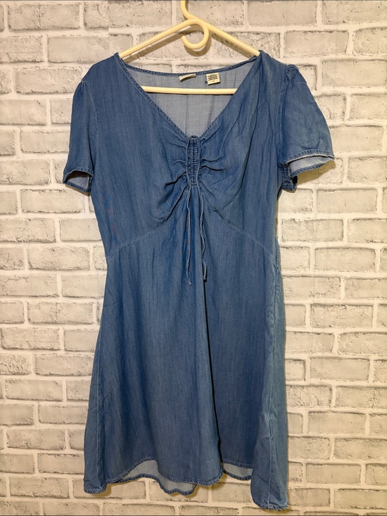 Levi's Dresses & Skirts - Levi's Light Blue Denim Drawstring Dress, size large